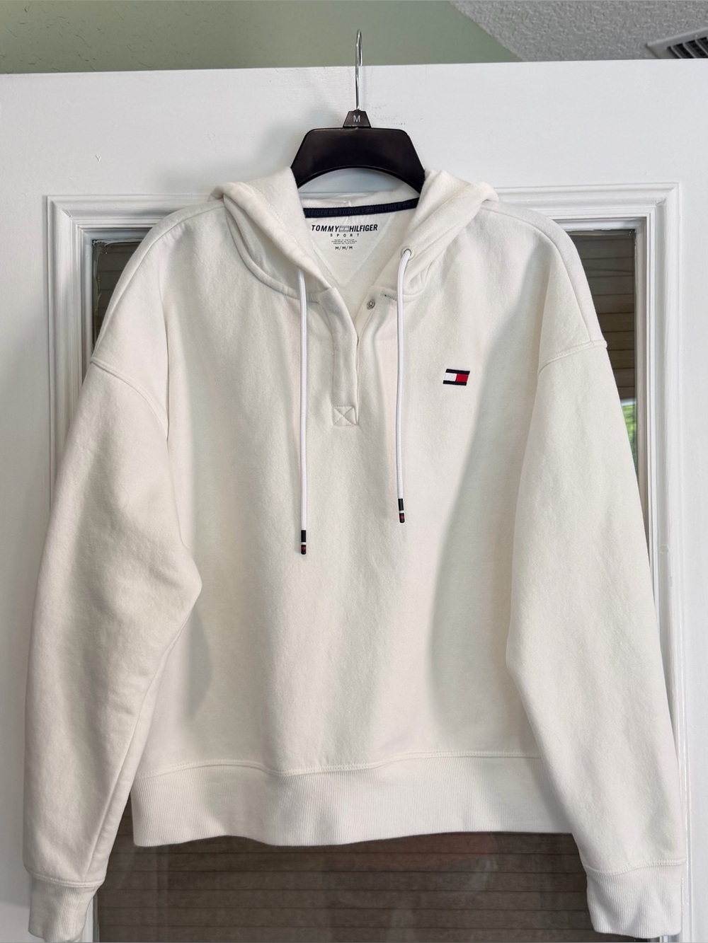 Women’s Tommy Hilfiger Sport Hoodie (medium)